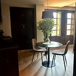 Ando Boutique Саламанка