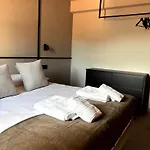 Ando Boutique * Саламанка