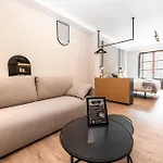 Апартаменти Ando Boutique *