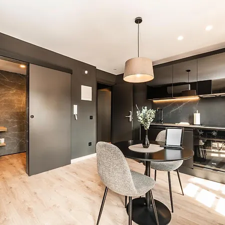 Ando Boutique Apartment